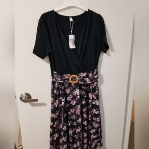 Black & Purple Floral Belted Women’s Dress